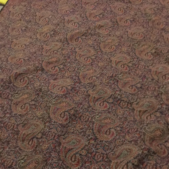 Vintage Paisley Print Pashmina Wrap - Picture 5 of 5